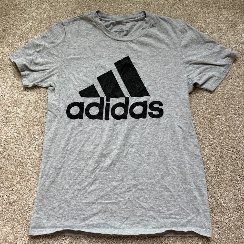 Adidas Women's Gray Short Sleeve Tee
